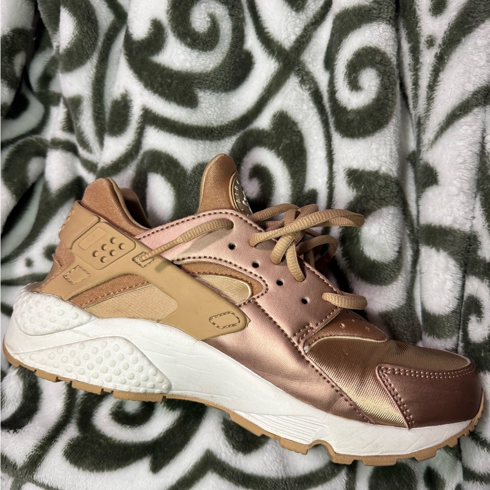Rose Gold Hurraches